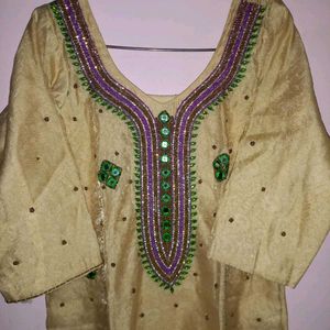 ✨ Stylish Embroidered Suit ✨