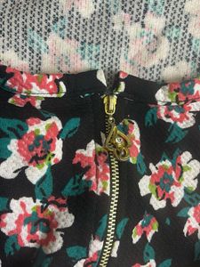 Floral Kurti In Slit Cut pattern