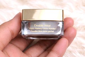 Original Brand New Estee Lauder Compact