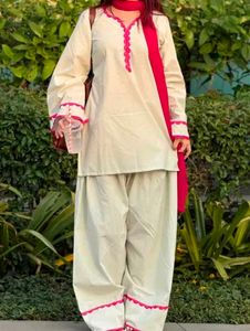 Cream Kurta with Pink Accents