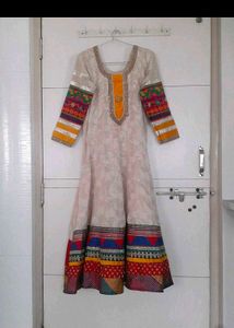 Elegant Embroidered multicolour kurta❤️💙💜💚💛🧡