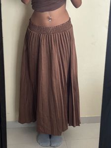 Chic Brown Pleated Maxi Skirt