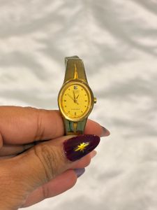 Classic Gold Citizen Quartz Watch