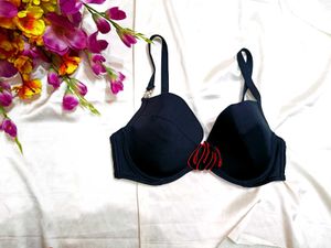 🇳🇿💫🎀Stylish Black Push-Up Bra