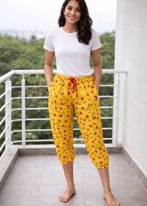 Yellow 3 quarter Floral Print Pants