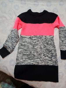 Round Necked Full Hand Tee For A 4 Yo Girl