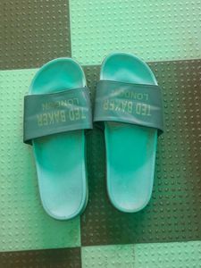 Ted Baker London Slides