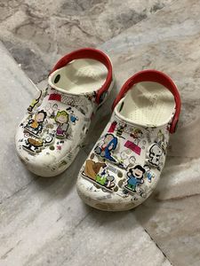 Peanuts Crocs Clogs