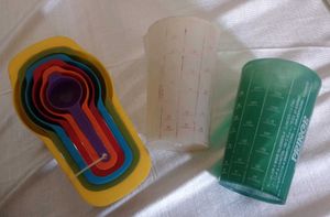 3 sets of measuring items