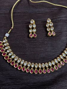 Red &amp; White Stone Necklace Set