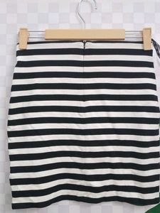 (1000)Striped Mini Skirt