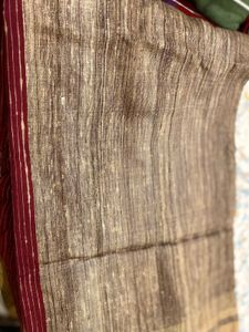 Maroon &amp; Gold Textured Cotton-Silk Saree |