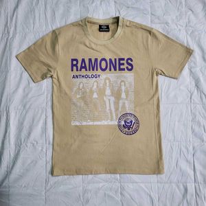 RAMONES ANTHOLOGY — Vintage Band Tee