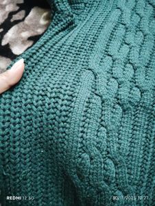 UNISEX Cozy Green Knitted Sweater 💚