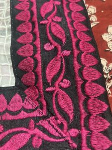 White cottonsilk with pink Border dupatta