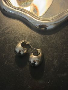 Set of 2 Earrings ( Gold Flower &amp; Silver Teard