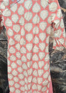 Elegant Pink &amp; White Kurta Set