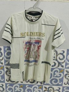 Boys Graphic Print T-shirt