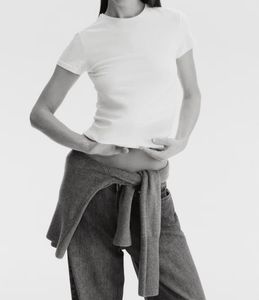 H&amp;M Classic White Crew Neck T-Shirt