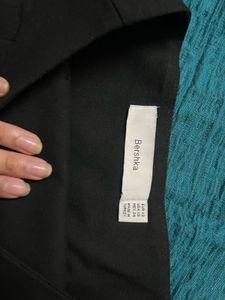 Bershka Black skirt