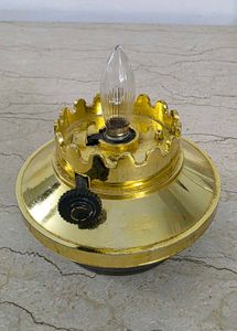 Battery operated lamp