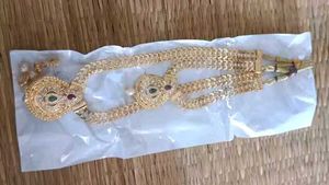 pack of 2 Elegant Gold Plated Jewelry Set