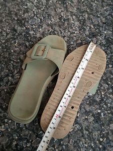Sandal