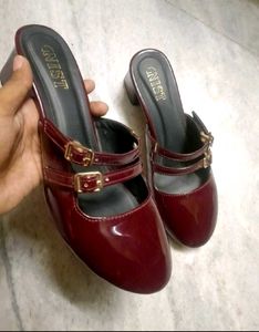 PRICE DROPPED 🤩🤩Stylish Maroon Patent Heels