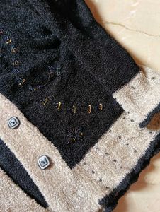 Stylish Women's Black &amp; Tan Cardigan