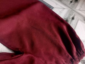 Maroon Ruched Balloon Sleeve Crop Top