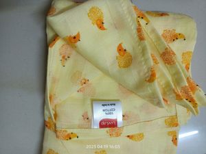 Luvlap Baby Muslin Swaddle Cloth (1 Piece)