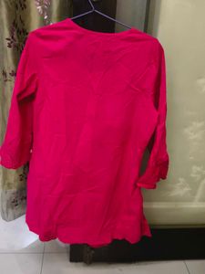 Vibrant Pink Embroidered Kurta