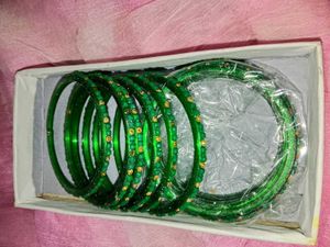 Beautiful Green Bangles Set