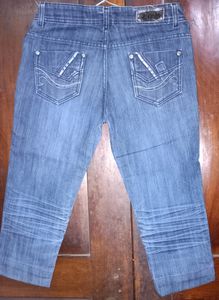 Chic Embellished Denim Jeans