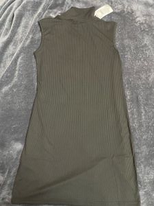 Shein Highneck.