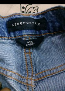 Light Wash Ripped Jeans