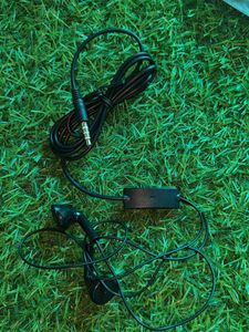 Samsung Wired Earphones black