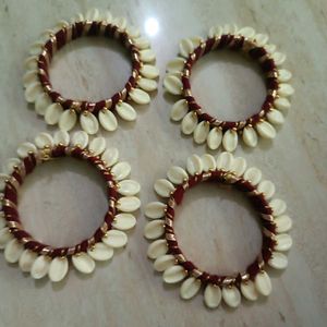 Set of 4 Ethnic Bangles