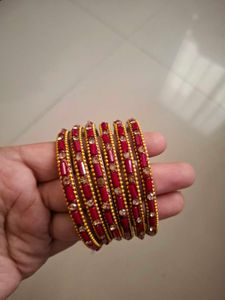 Elegant Red & Gold Bangle Set