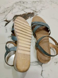 Bata size 7 Stylish Blue Strappy Sandals