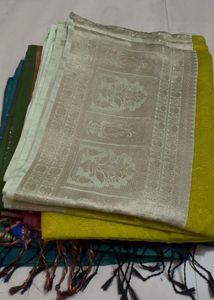 Elegant Teal Saree with Golden Border