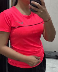 Nike Gymwear Branded T-Shirt