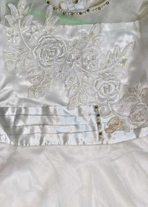 Elegant White Dress, with add on inner sleeve