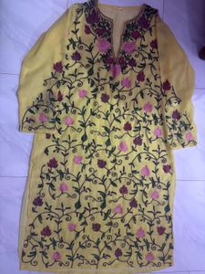 Floral Embroidered Kurta