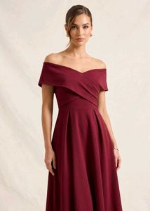 Elegant Off-Shoulder Burgundy Dress