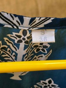 Blue &amp; White Print Kurta