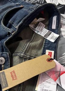 Levi’s Orignal Bootcut jeans
