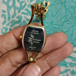 Titan raga Elegant Gold Chain Watch