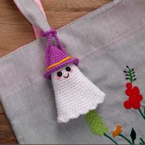 Cute Crochet Ghost Lip balm holder