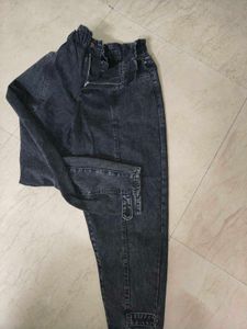 Womens Grey High-Waisted Jeans